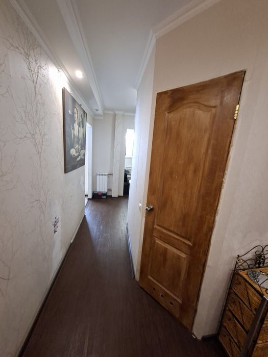 Продам 1-кімнатну квартиру 32,4м.кв. вул.Березняківська 20.