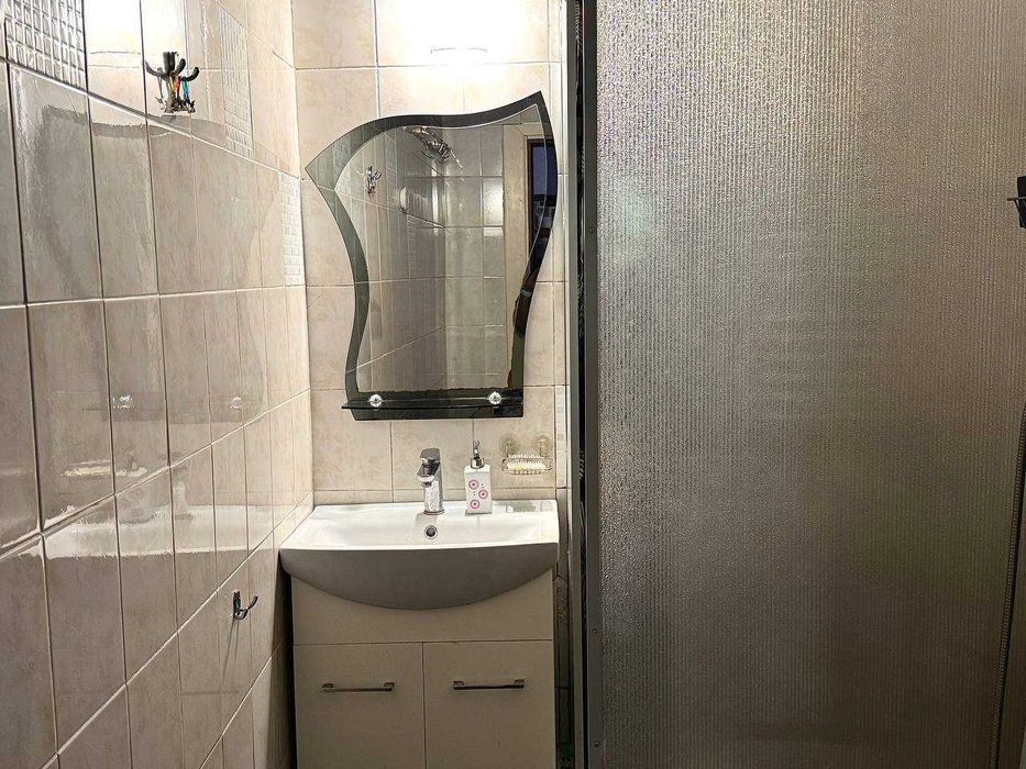 Продам просторий будинок для великої родини — передмістя Рівного.