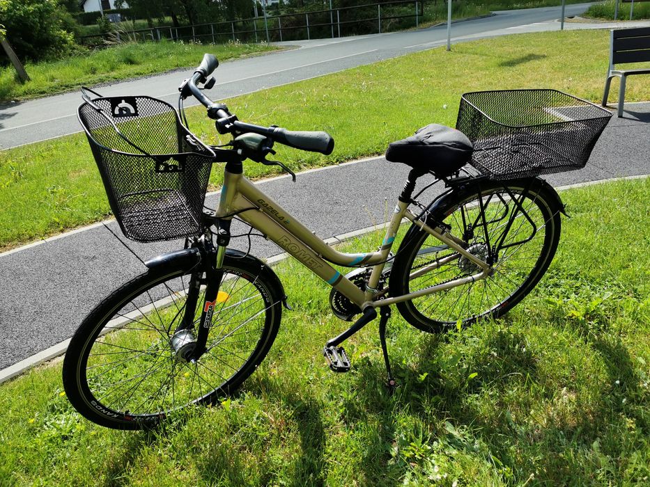 Rower trekingowy damski Gazela 2  Romet koła 28