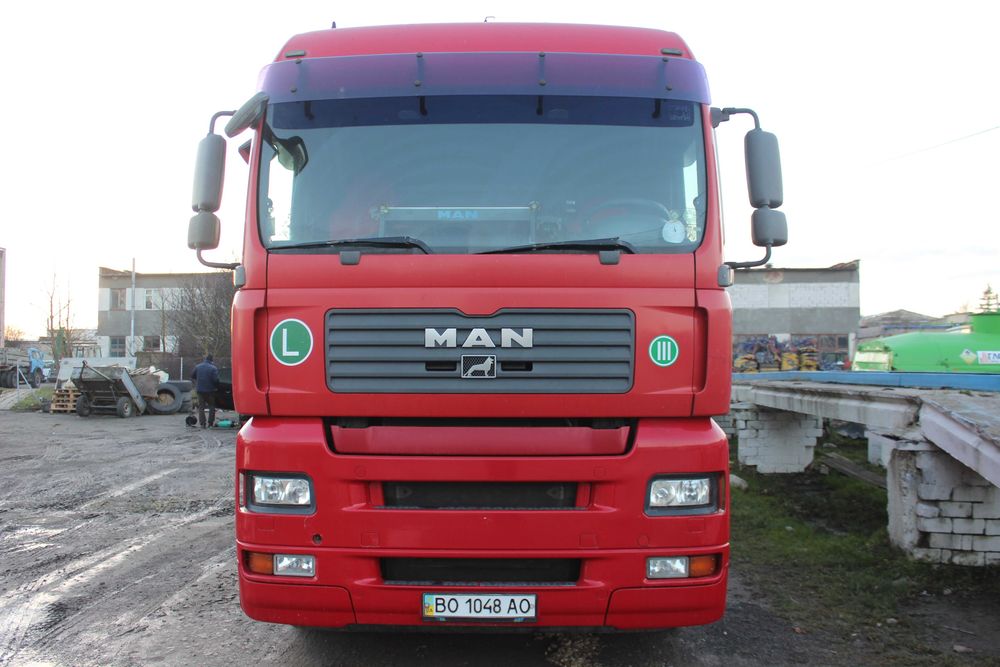 Тягач MAN TGA 18.480