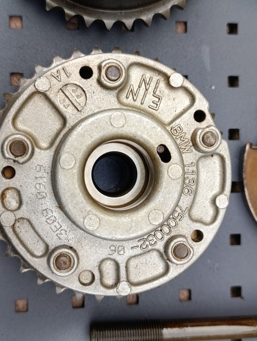 Ванос BMW E46 N42 N46 E90 Впуск Випуск vanos N42 N46 шестерня ванос Оригінал