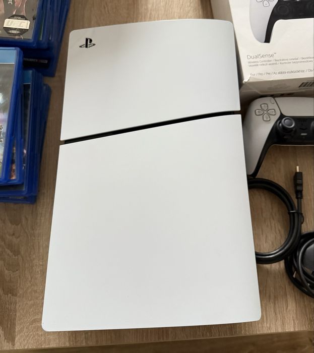 Konsola PS5 SLIM 1TB z Napędem Gwarancja PlayStation 5 Gry Pady VR Fortnite Roblox