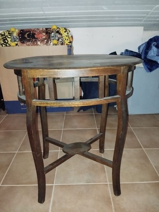 Mobília de sala de madeira maciça antiga