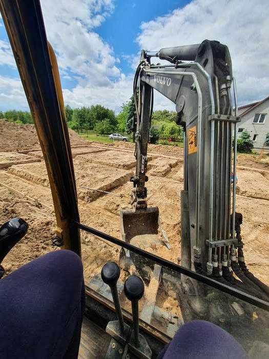 Usługi minikoparką 2.7t / Mini Koparka / Usługi