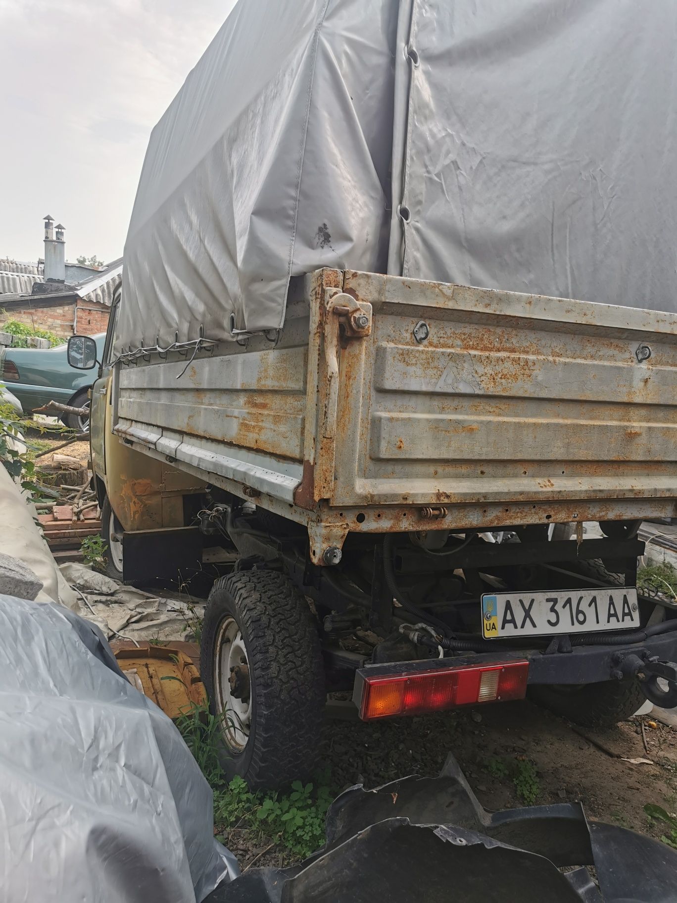 УАЗ 3303 пескоразбрасыватель