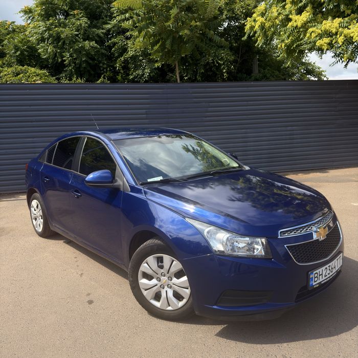 продам Chevrolet Cruze 2013
