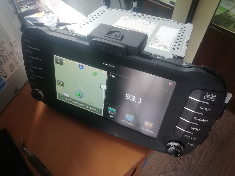 Ремонт зарядних станцій,  мобільних телефонів та  їншої електроніки