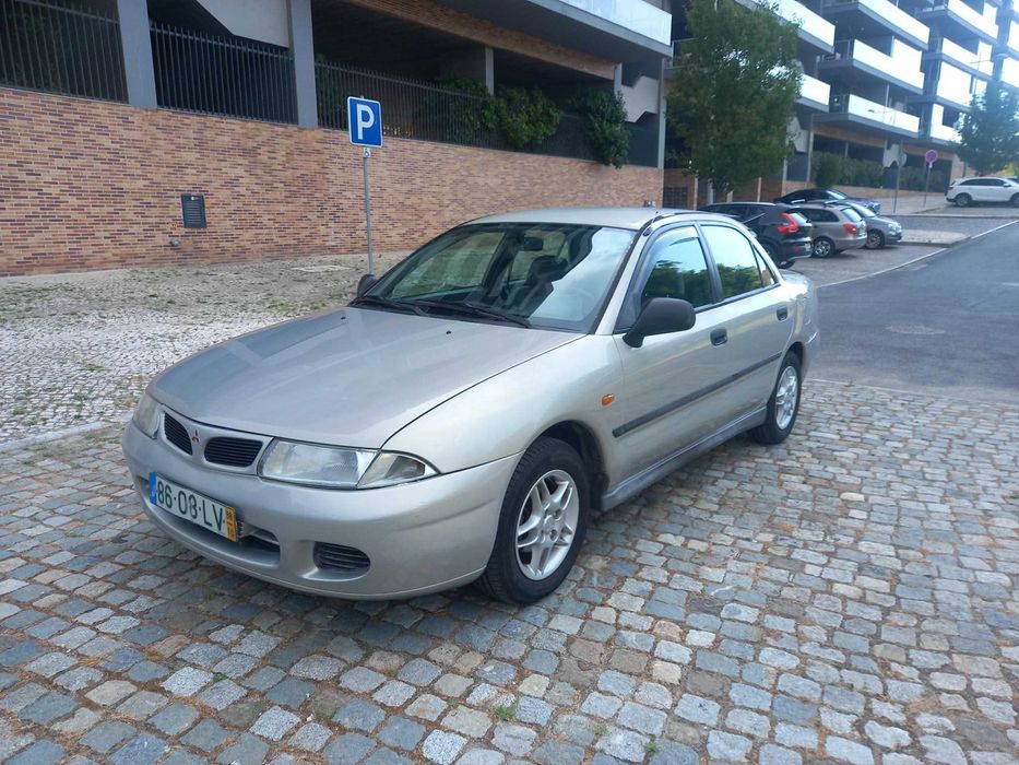 Mitsubishi carisma 1.9 TD full estras AC