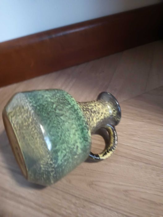 Wazon ceramiczny z uchem zielony Haldensleben
