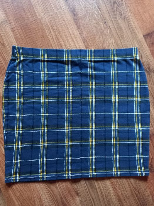 Spódniczka w kratkę r. XL