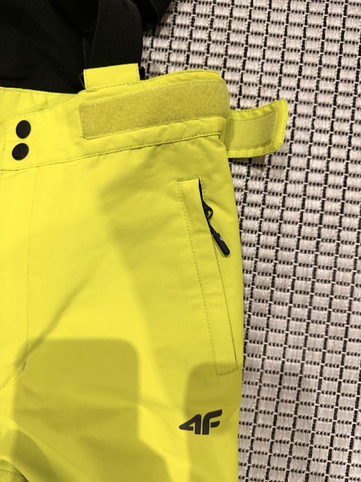 Лижний костюм  в гарному стані