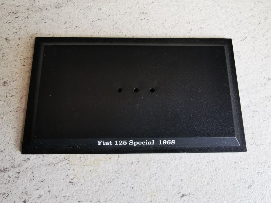 Podstawka Fiat 125 special dla modelu 1/43
