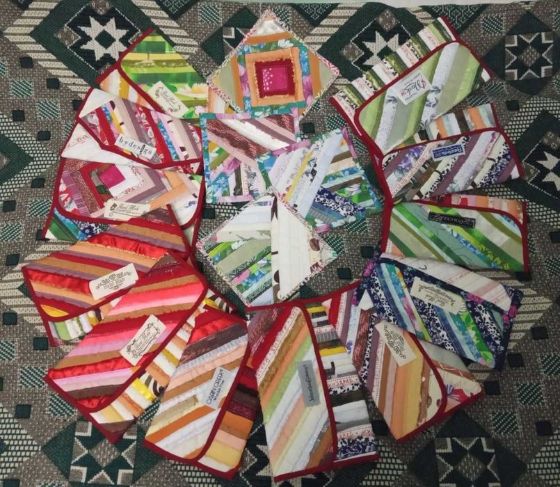 Яркий кошелёк в стиле пэчворк