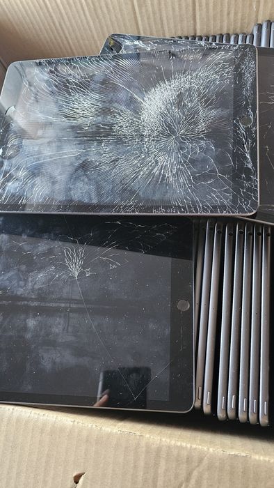 Ipad 8 128gb справний