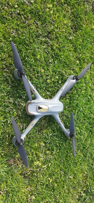 Квадрокоптер hubsan h501m x4 air basic edition