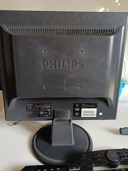 Monitor Philips 17 cali