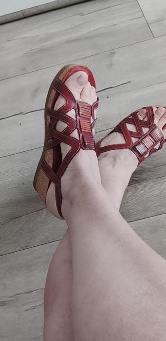 Sandały damskie ze skóry rozm 39