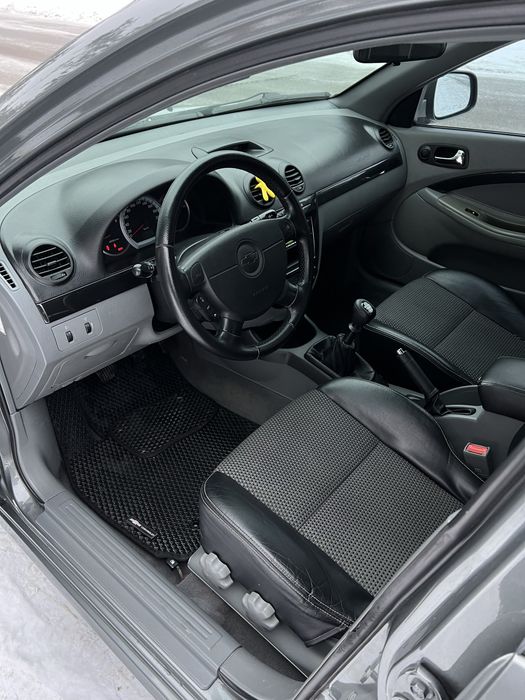 Chevrolet Lacetti/Nubira