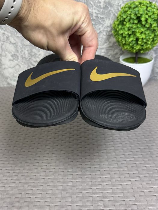 Nike Kawa шлепанцы тапочки 35 размер детские черные