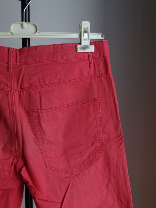 Calções vermelhos Benetton