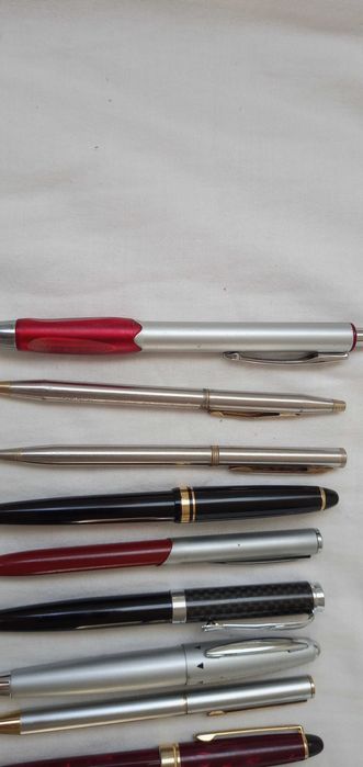 20 Canetas vendo por tudo 5€