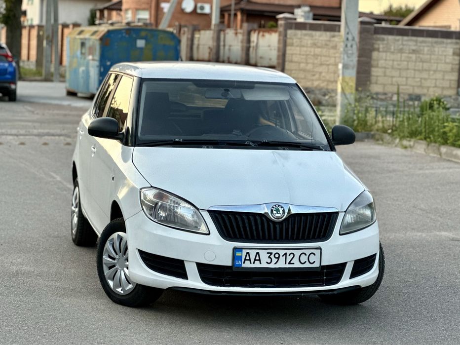 Продам Шкоду Фабія 2012 року газ бензин