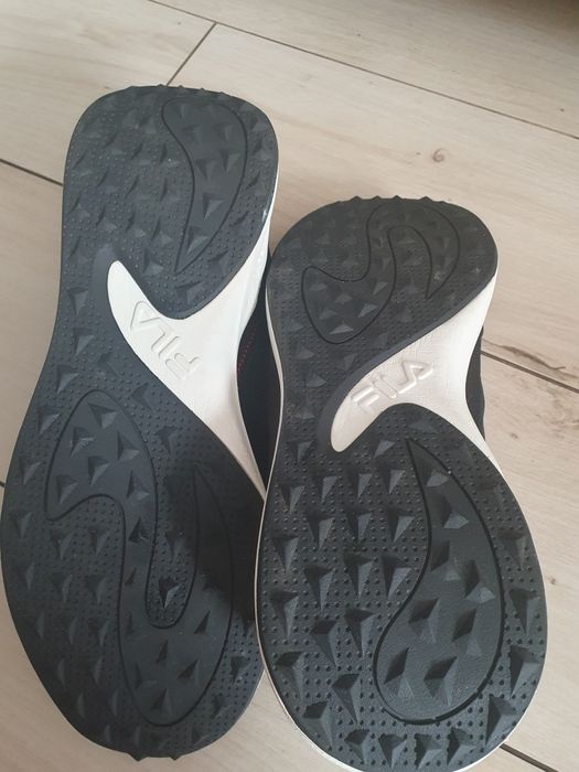 NOWE Fila  rozm.45