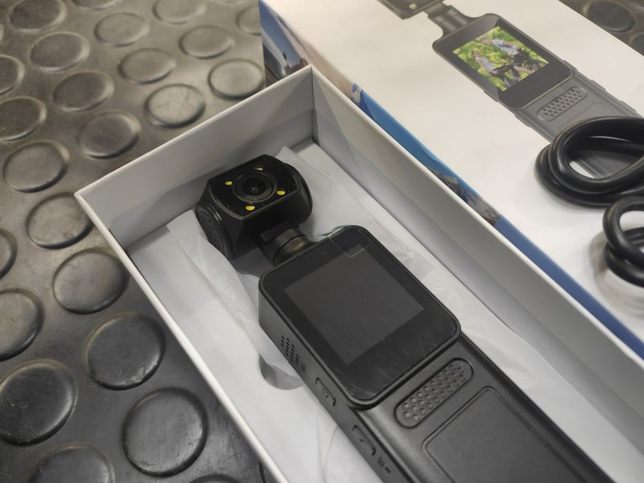 Экшен камера,новая