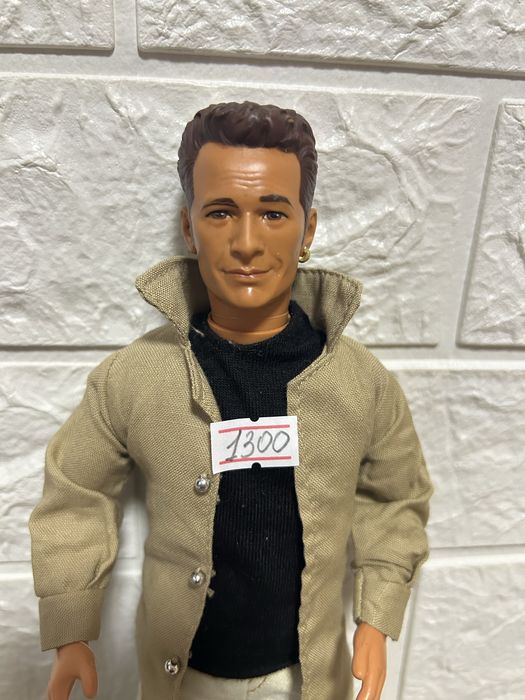 Колекционный кэн Дилан из « Район Беверли Хилз»