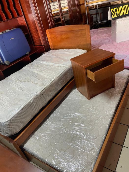 Cama Solteiro Dupla em Madeira