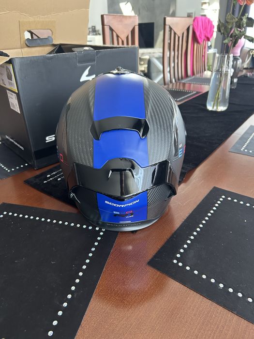 Kask Scorpion exo r1