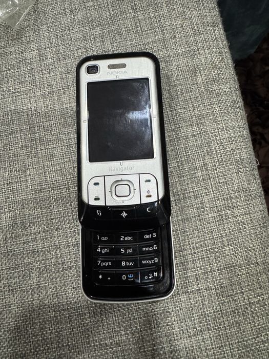 Nokia 6110 navigator
