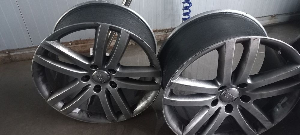 Титанові диски R20 оригінальні з ауді Q7 ціна за 1  шт.