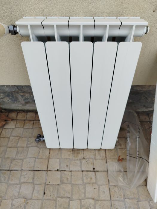 Radiadores de aquecimento central alumínio Roca Dubal 70