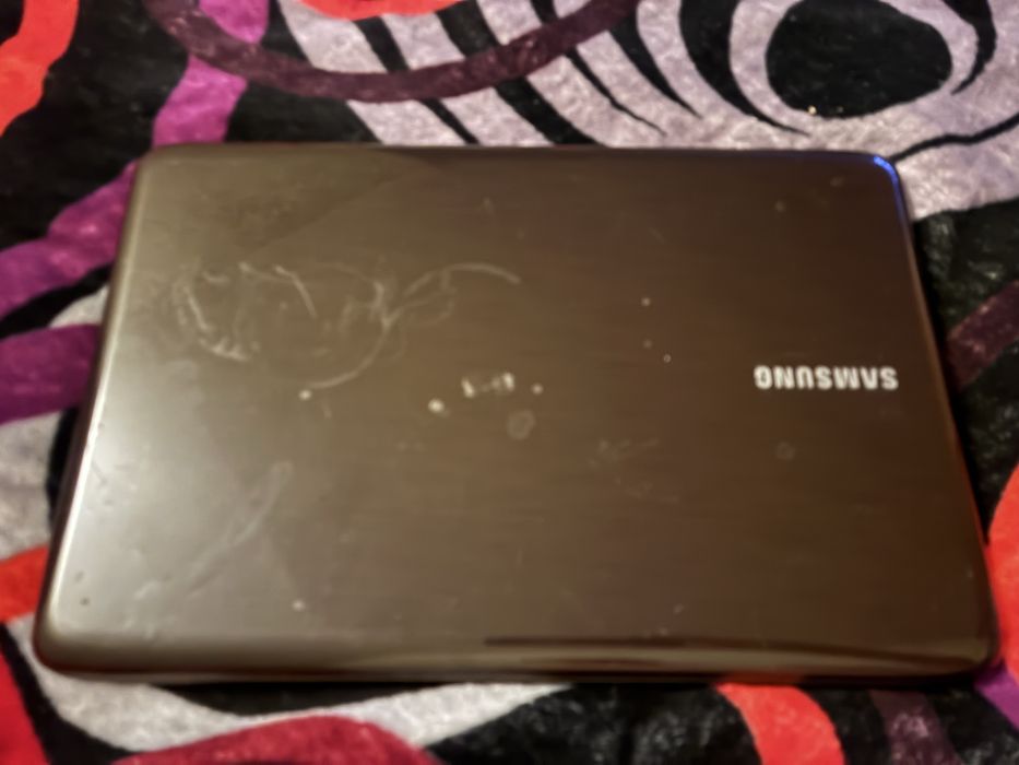 Ноутбук Samsung R540
