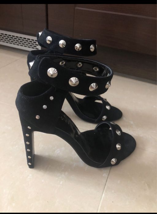 Buty na obcasie rozm 40