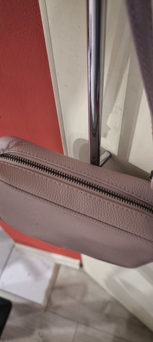 Liliowa torebka na ramię