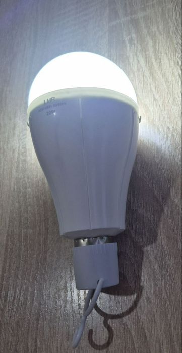 !!! Лампочки акумуляторні 15 ват. .