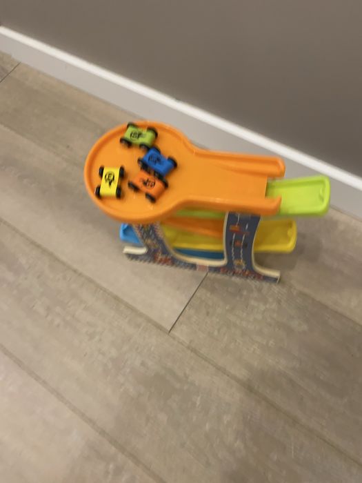 Деревʼяна іграшка Автотрек для діток 1-3 роки