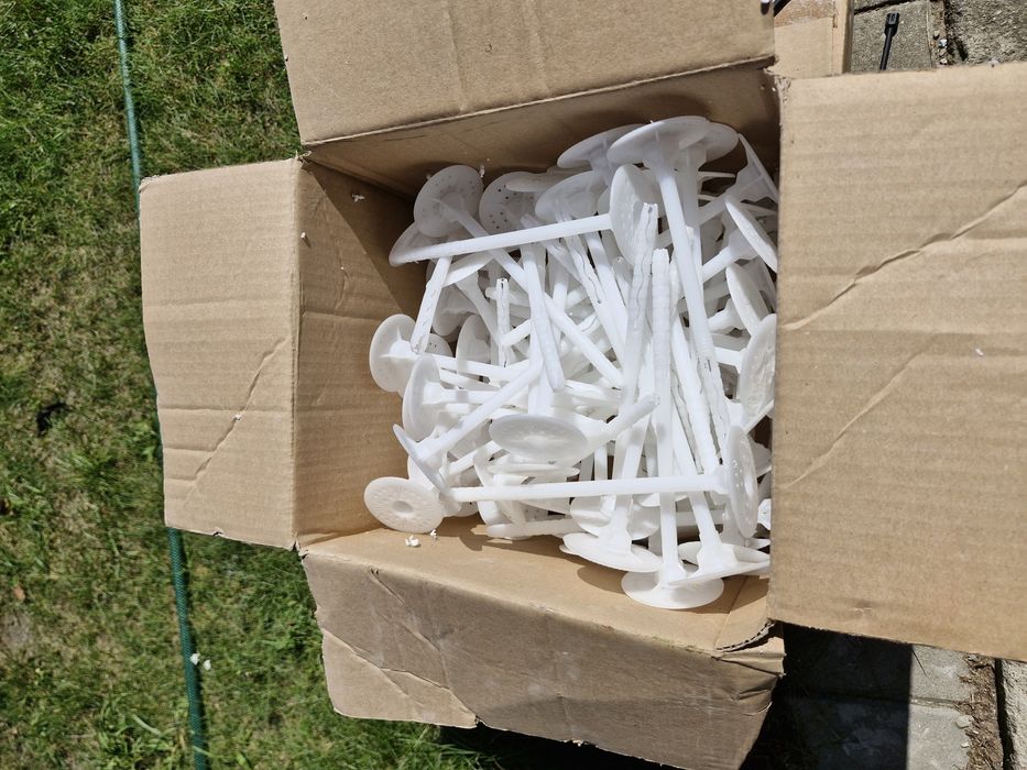 Kołki do styropianu 10x200