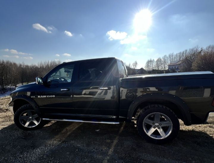 Dodge ram 1500 5.7 hemi