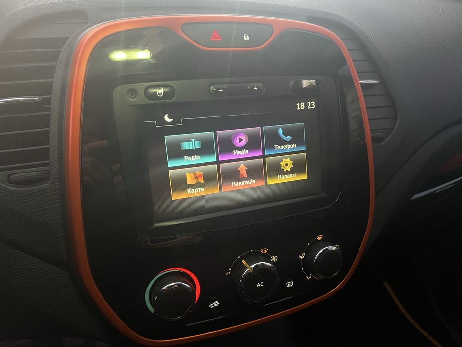 Продаж стильного та економного авто
