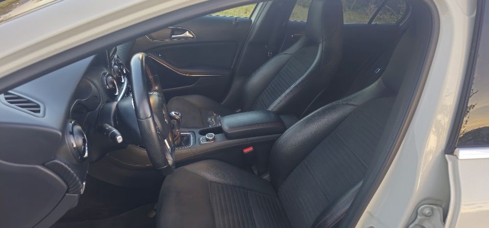 Mercedes-Benz GLA 200 — fotografia 8