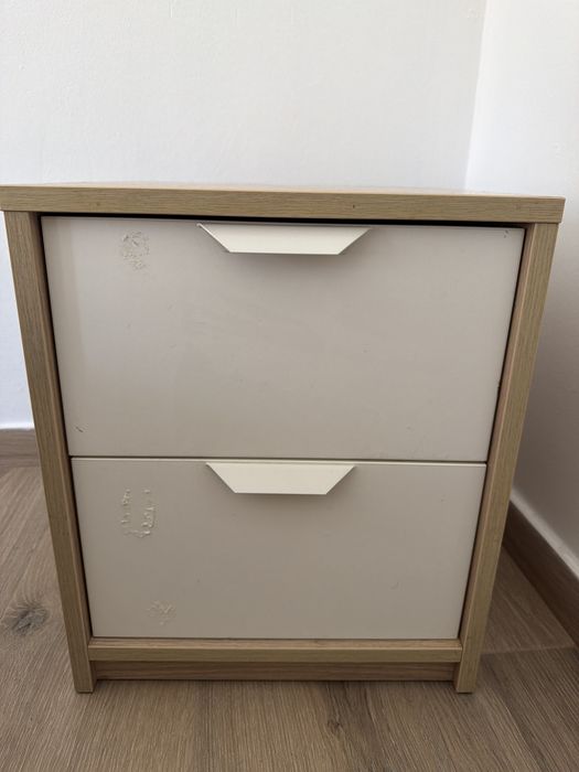 Mesa de cabeceira ikea
