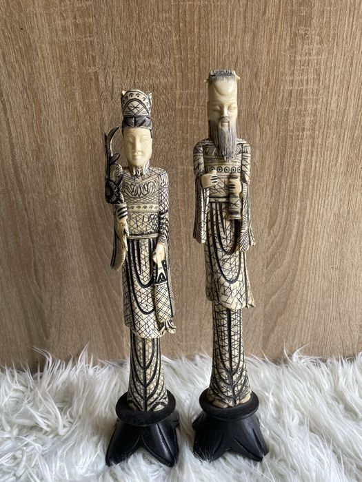 Vintage figurki, para chińskich rzeźb