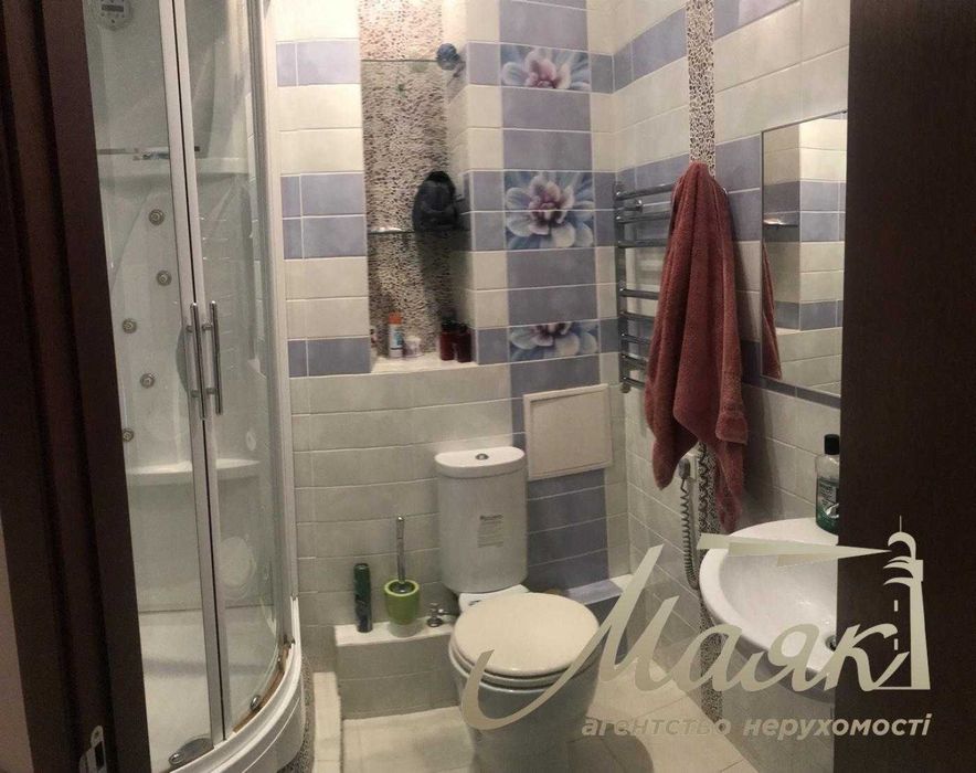 2к 130м2 Кудрявский спуск, Львовская площадь, Золотые Ворота, Центр