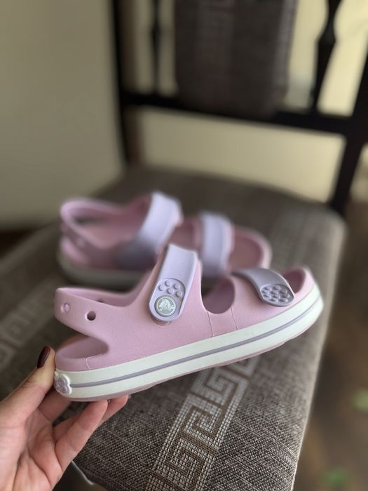 Босоніжки Crocs J2 для дівчинки