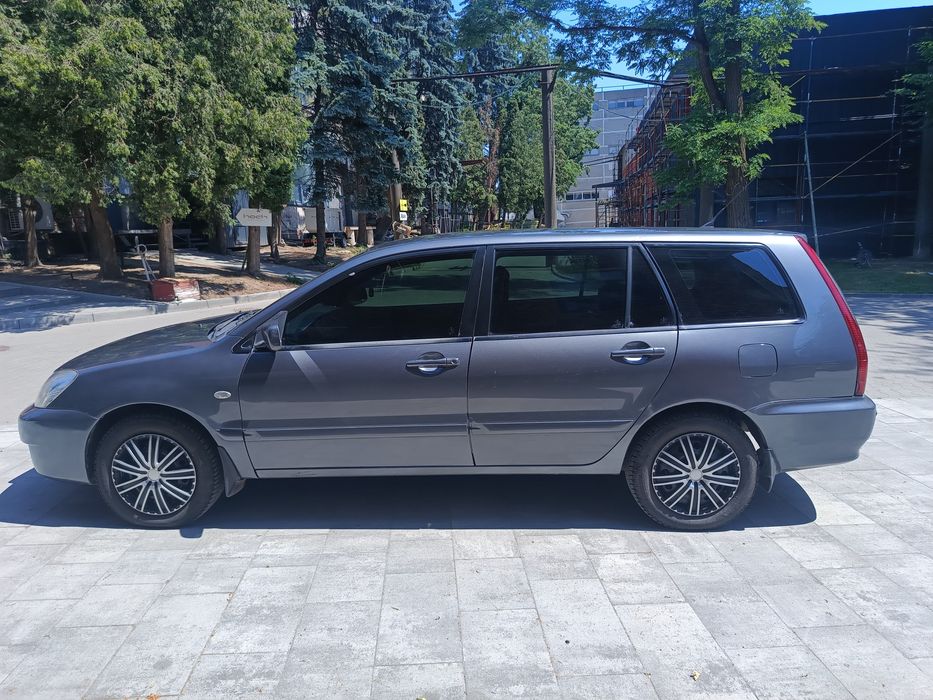 Mitsubishi Lancer 2006 1.6 газ/бенз
