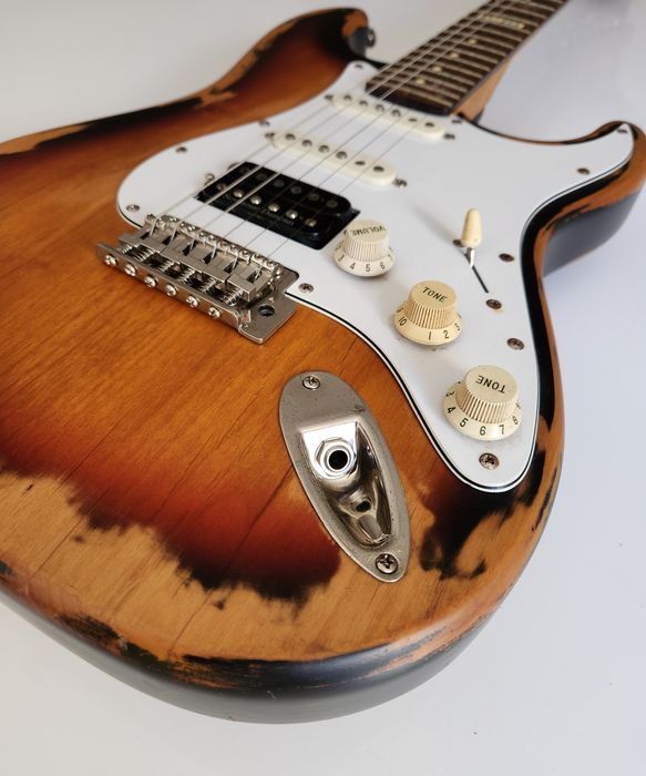 Guitarra ESP Ltd ST203 "Stratocaster" Seymour Duncan