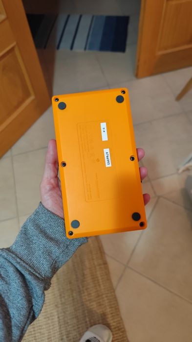 Roland Aira T8 (beat machine)